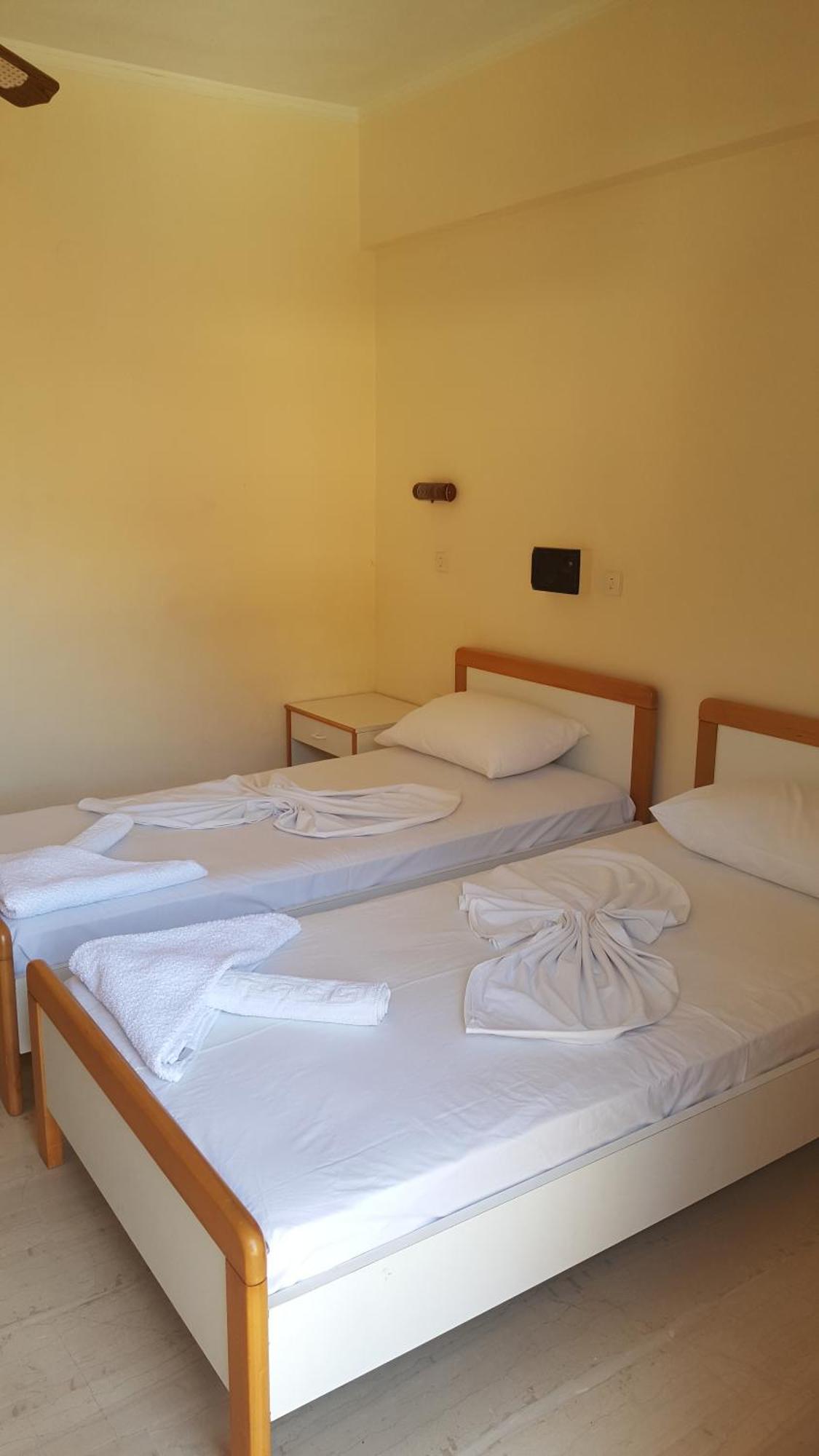 Moustakis Hotel Agia Efimia Exterior foto